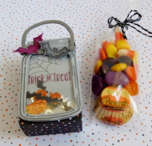 little-paper-party-spooky-fun-jar-of-love-mini-halloween-bag-contents